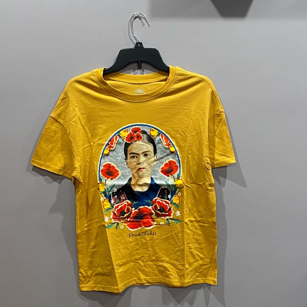 Frida Khalo t shirt
